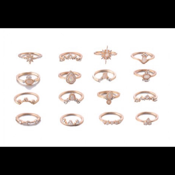16 pc Ring Set - Picture 2 of 2